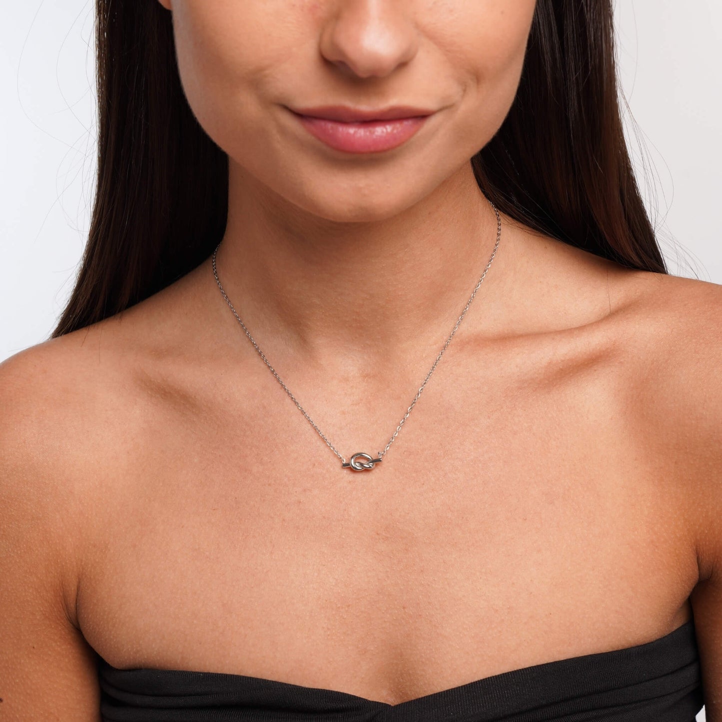 Collier Nœud Éternel